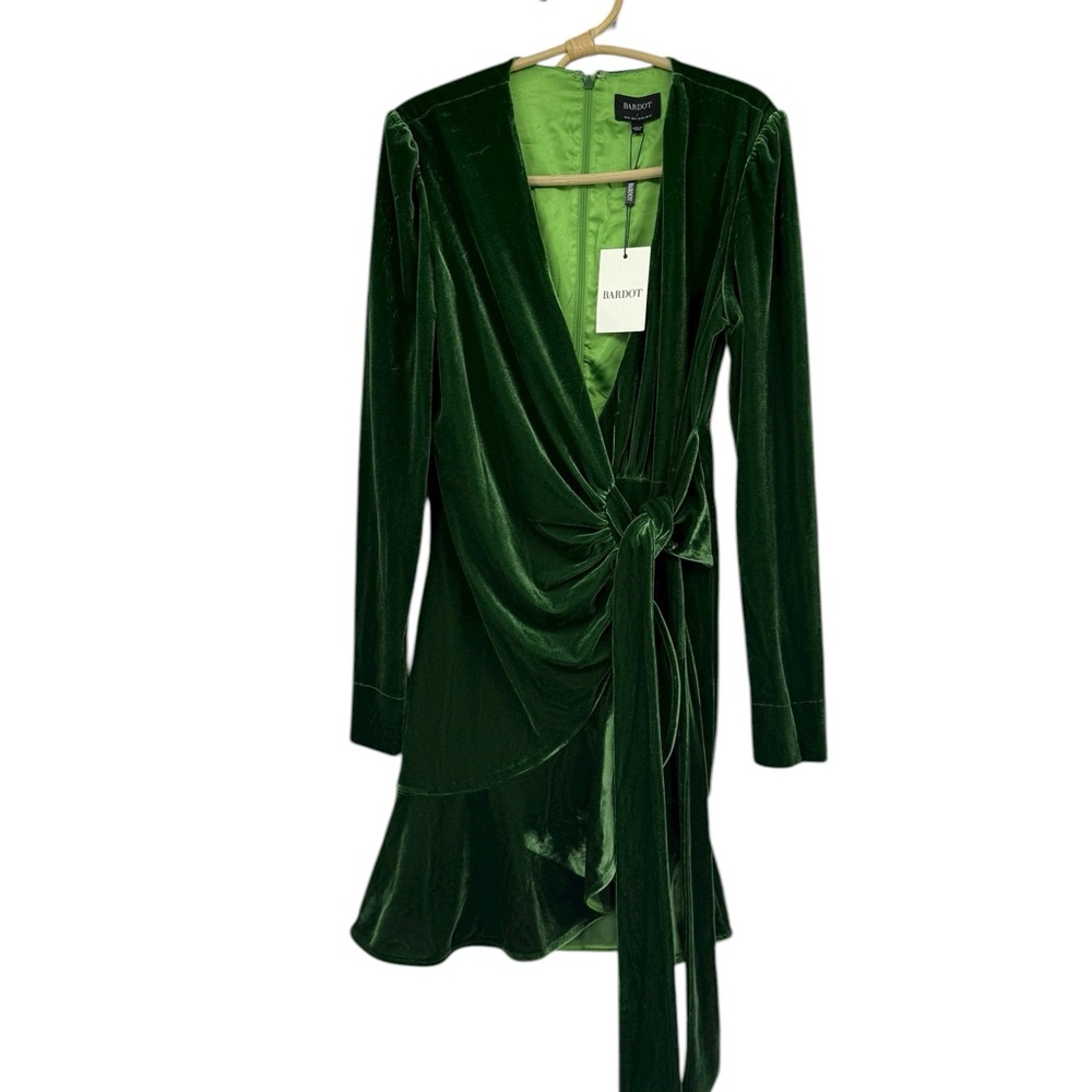 Bardot X Revolve Keala Velour Mini Dress Green Velvet Wrap Long Sleeve Size8 NWT - Picture 11 of 15